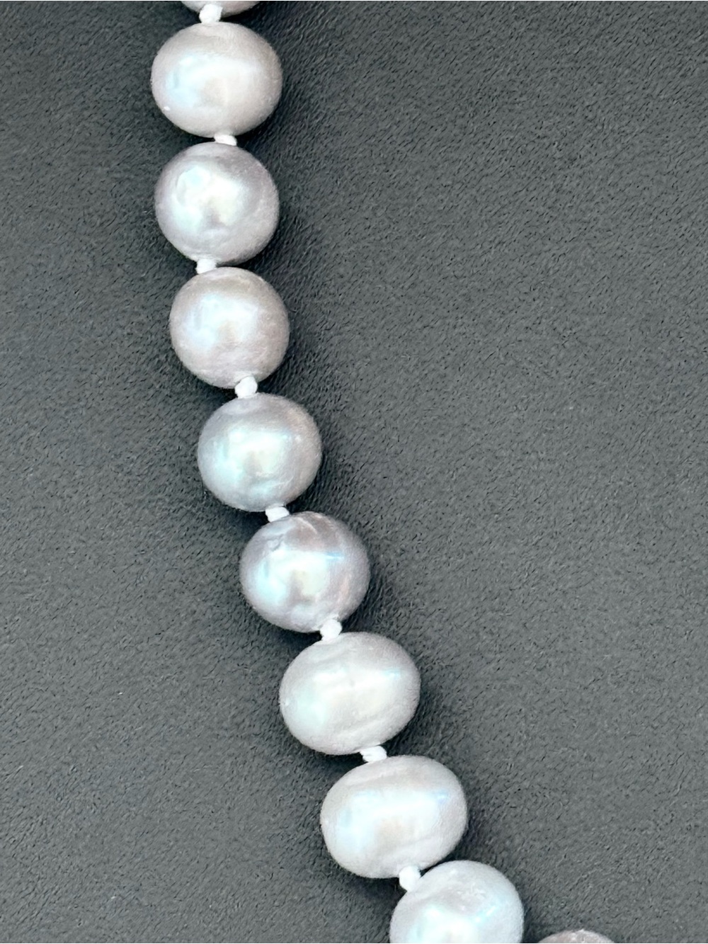 Real freshwater silver Pearl necklace 18” long 8-9MM - Picture 6 of 11
